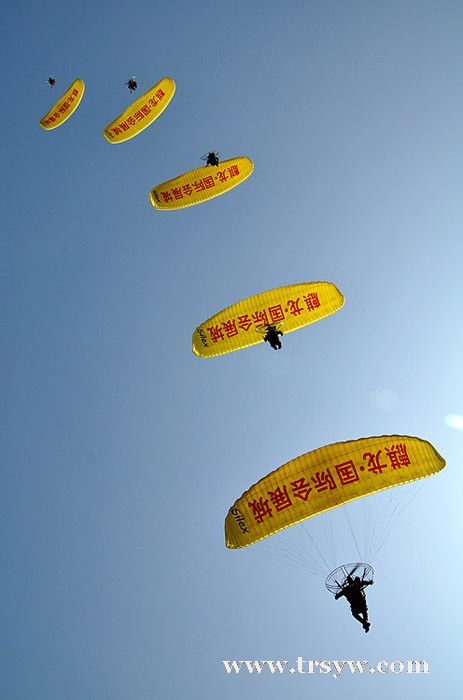 2013年6月铜仁市碧江区龙舟赛花絮