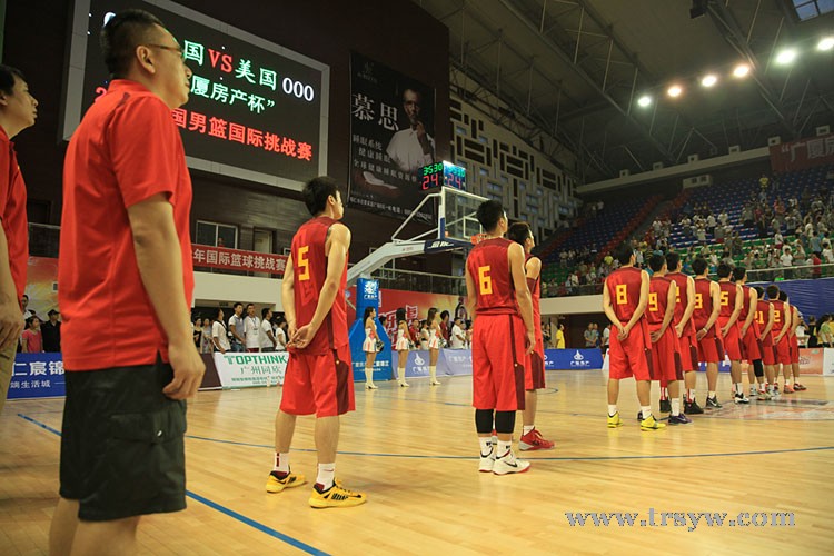 “四国男篮挑战赛”中国胜美国