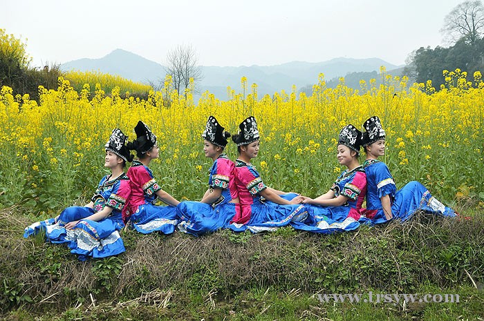 孟溪油菜花靓女