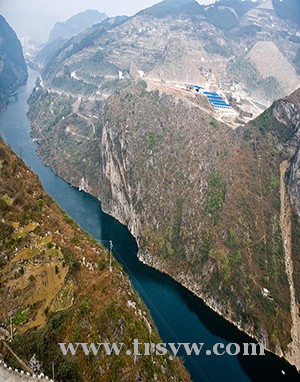 一江春水向东流