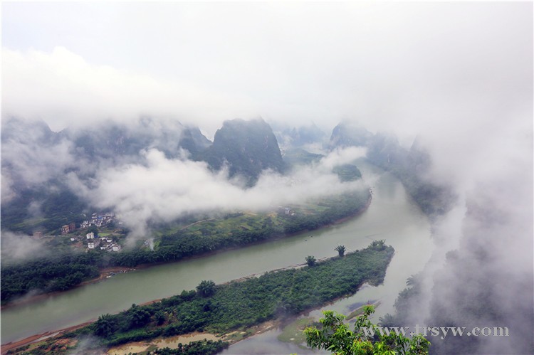 广西阳朔漓江风光